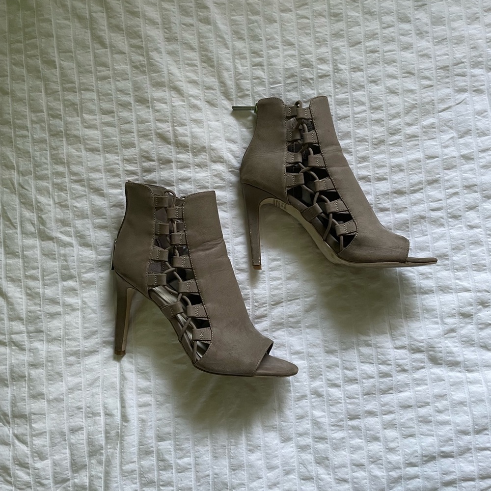 BCBG heels